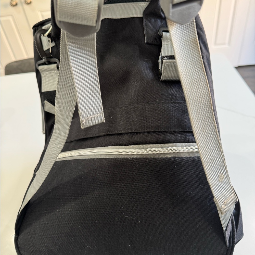 Black Diaper Bag 3 in 1 Changing Bassinet - Picture 10 of 11